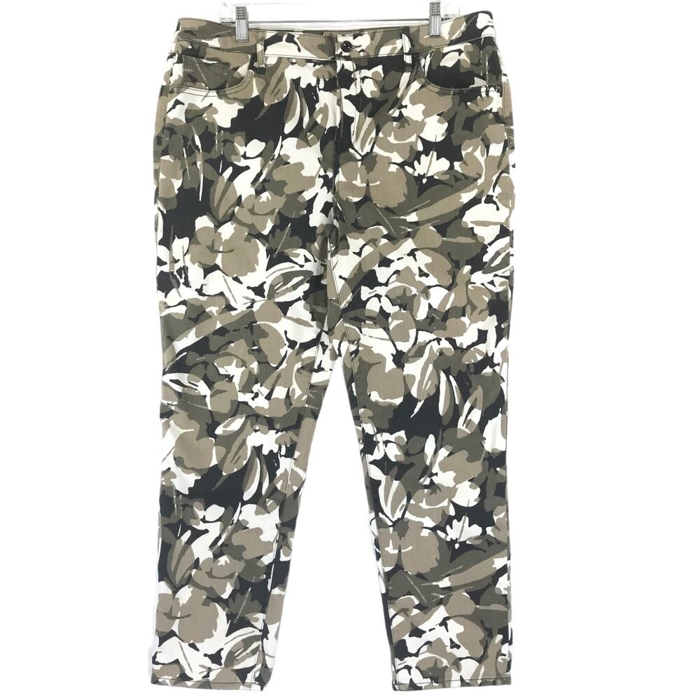 Chicos Women's 3R (16R) So Slimming Girlfriend Ankle Jeans Beige Black Camo